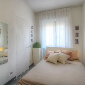 Affittacamere A Casa Di Ara, Milano